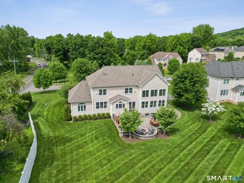 8 Rochela Drive Southington CT 06489