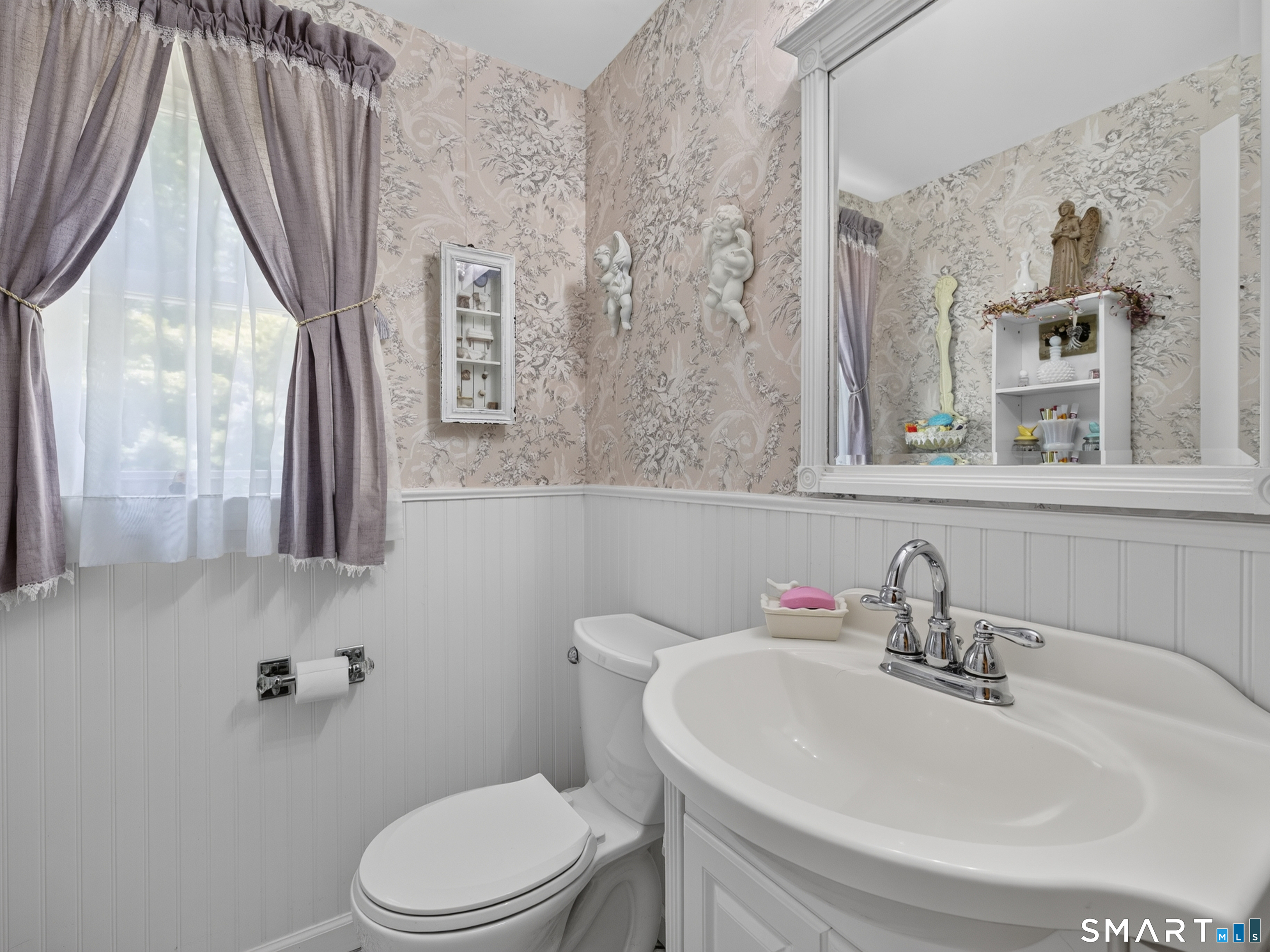 4 Stevens Avenue Ledyard CT 06339