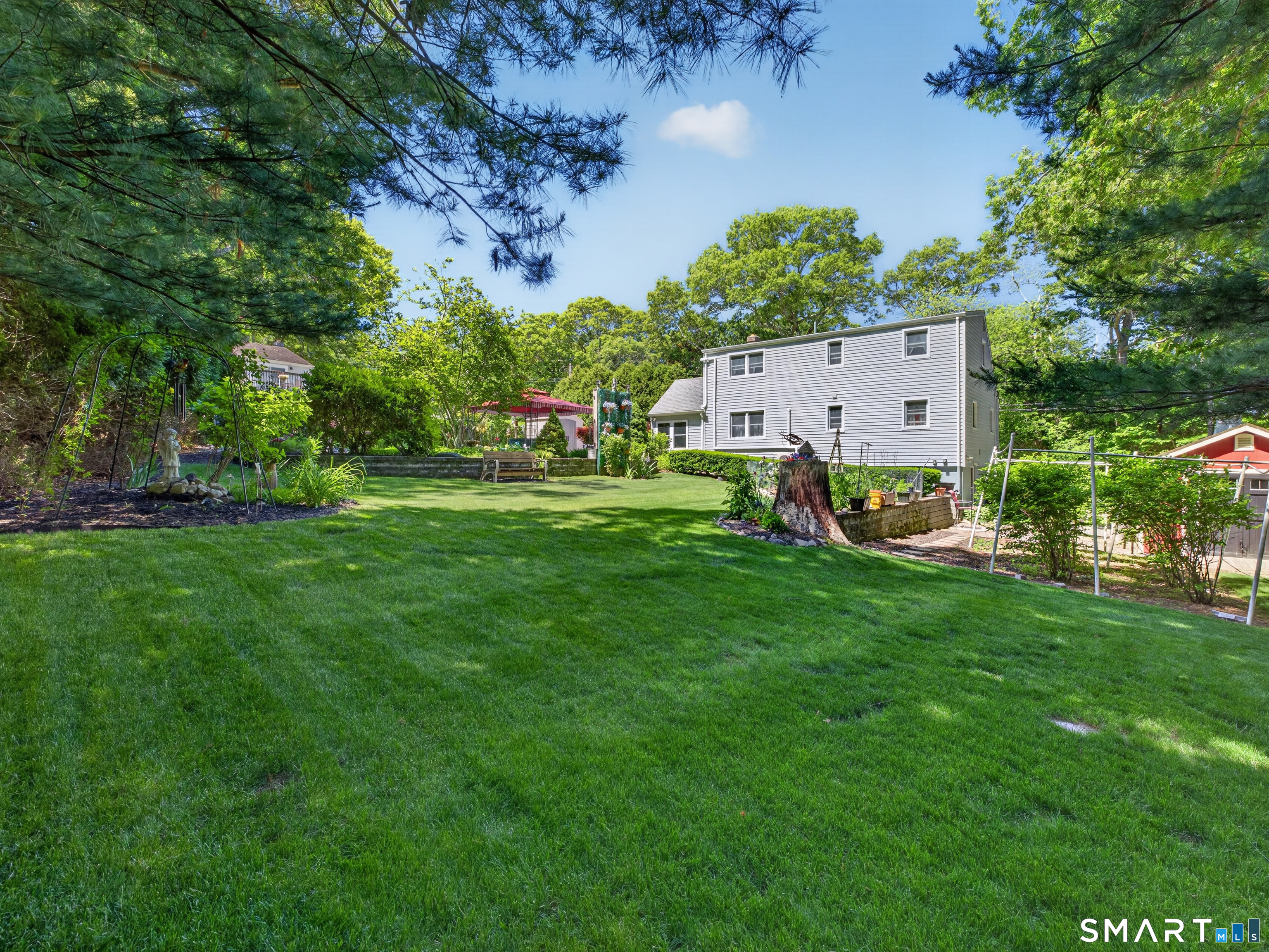4 Stevens Avenue Ledyard CT 06339