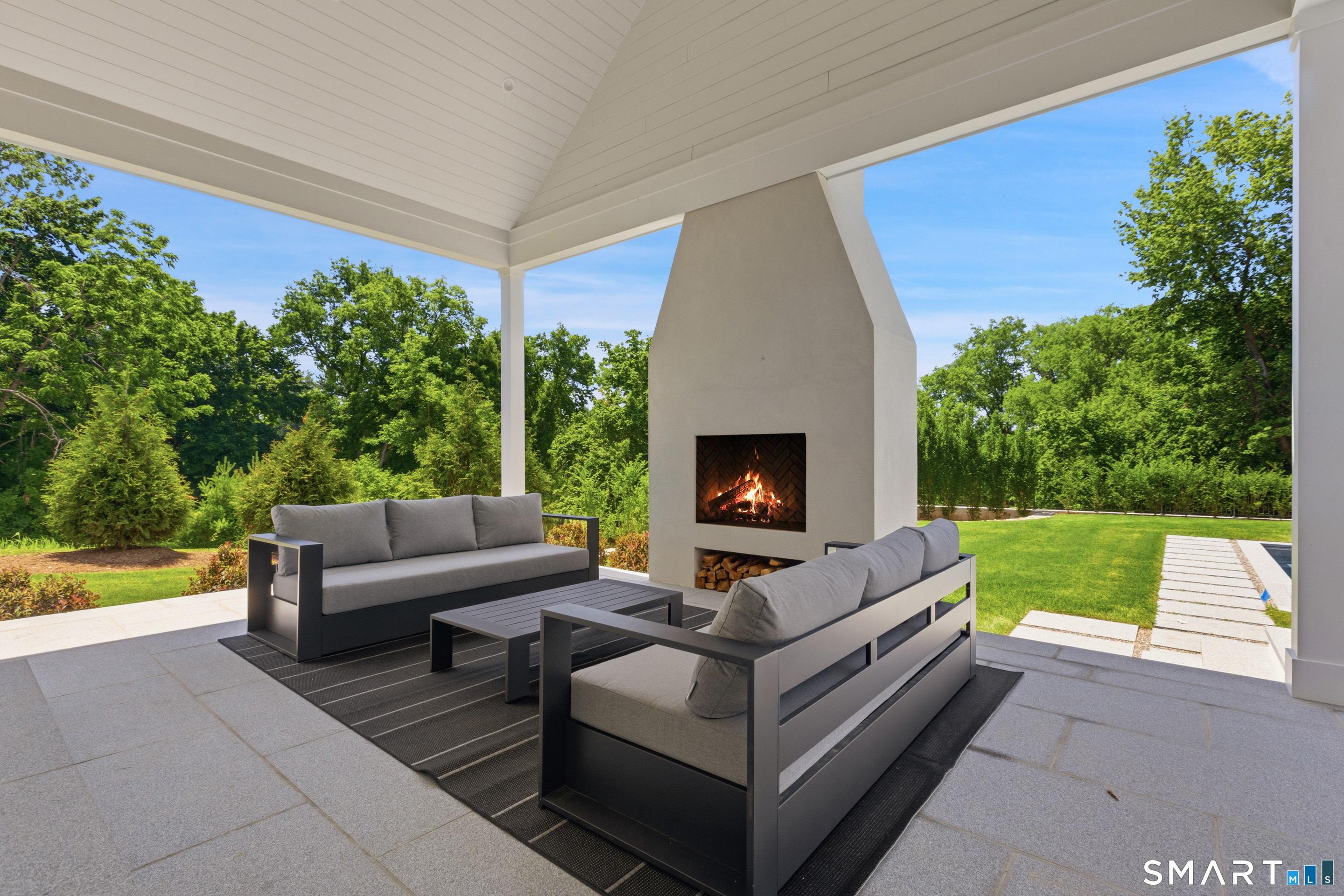 13 Edgemarth Hill Road Westport CT 06880