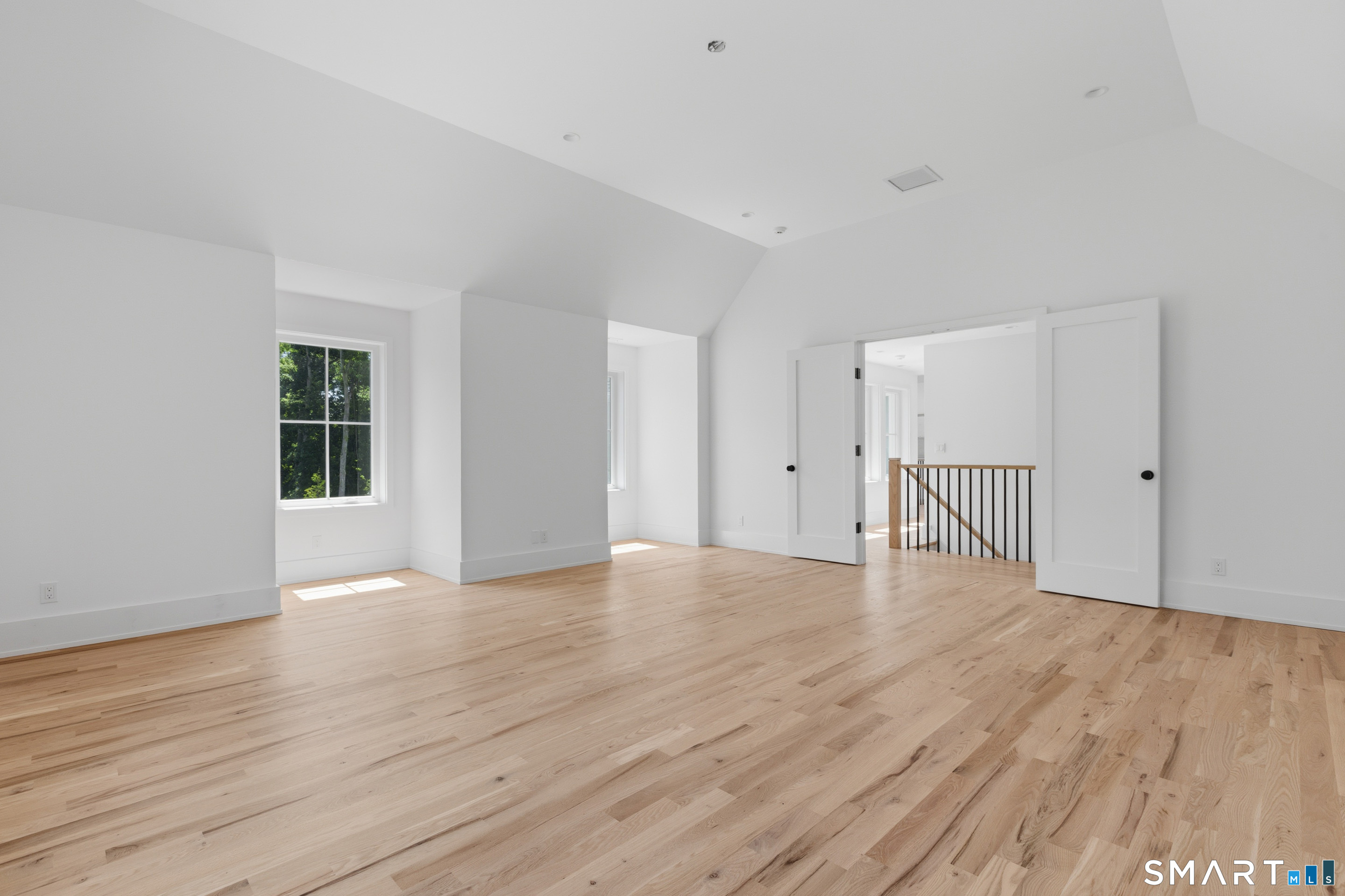 13 Edgemarth Hill Road Westport CT 06880