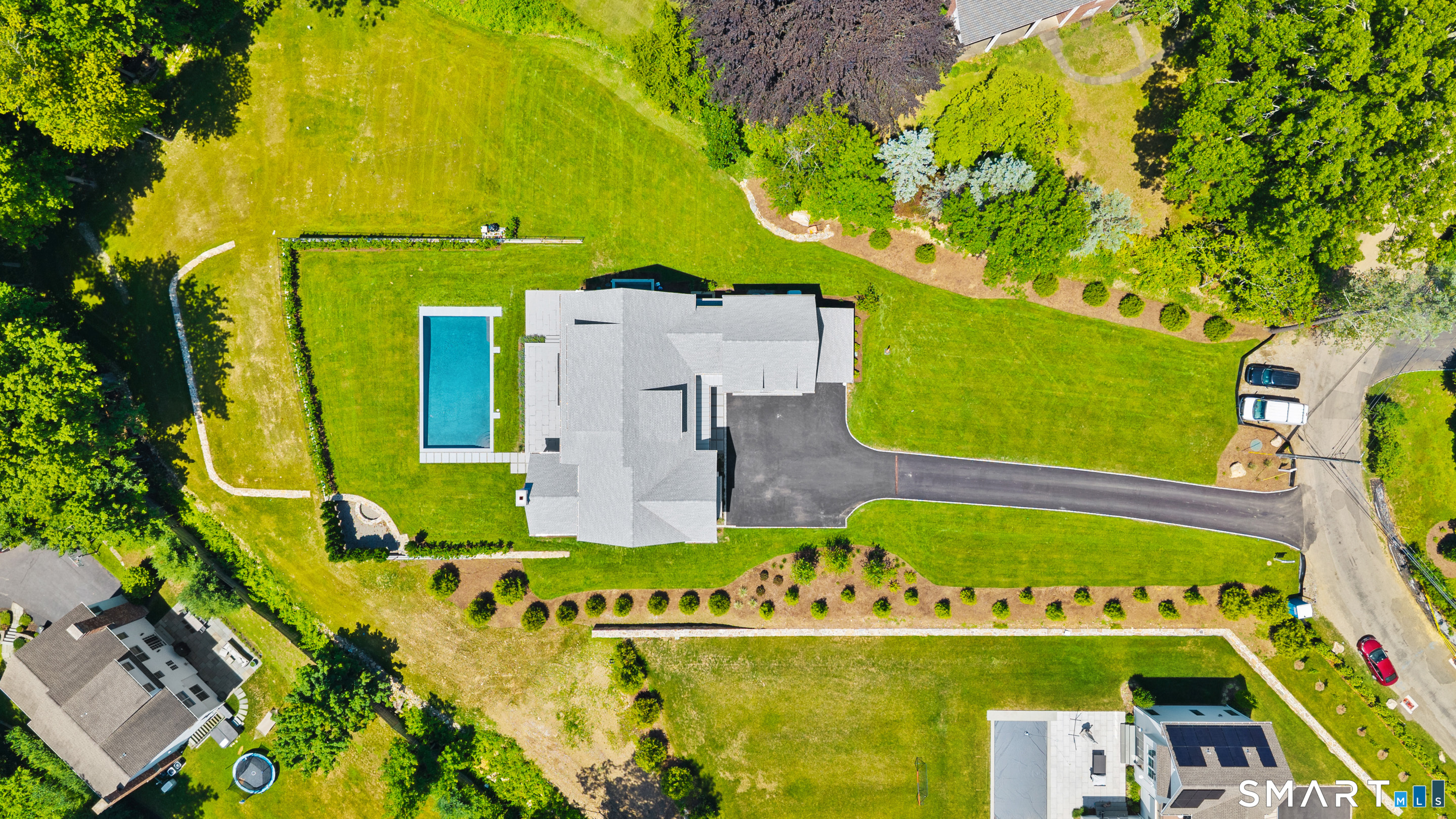 13 Edgemarth Hill Road Westport CT 06880