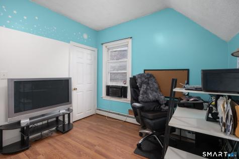 213 Laurel Hill Avenue Norwich CT 06360