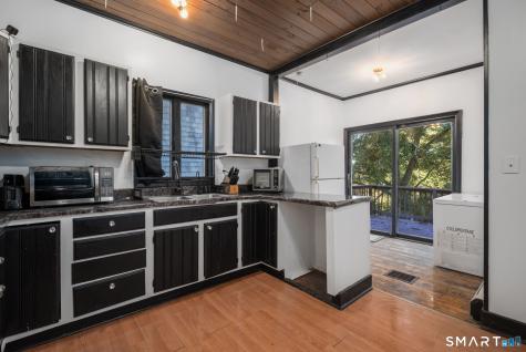 213 Laurel Hill Avenue Norwich CT 06360