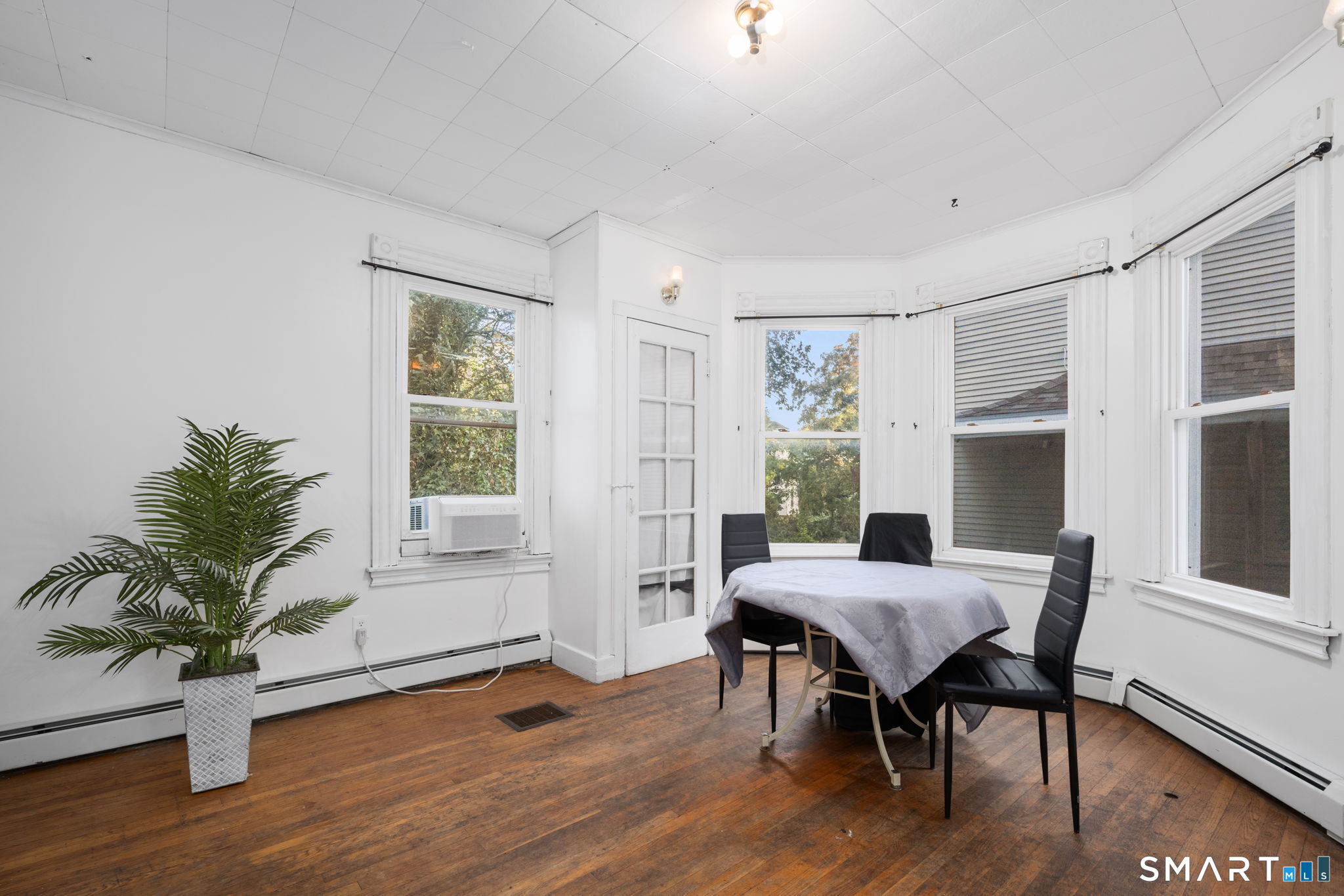 213 Laurel Hill Avenue Norwich CT 06360