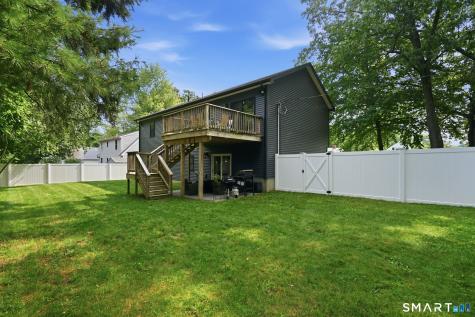 11 Booth Road Enfield CT 06082