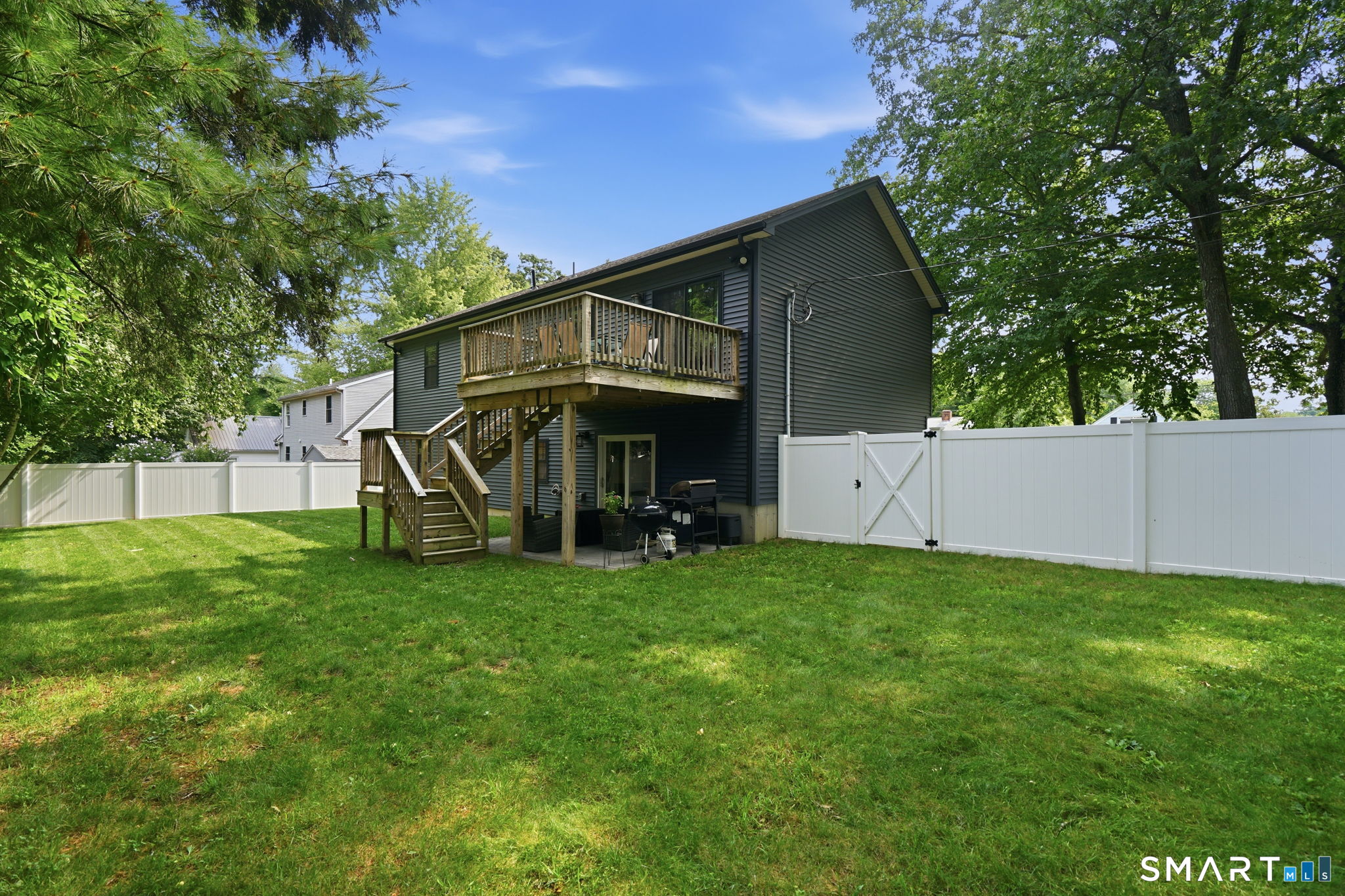 11 Booth Road Enfield CT 06082