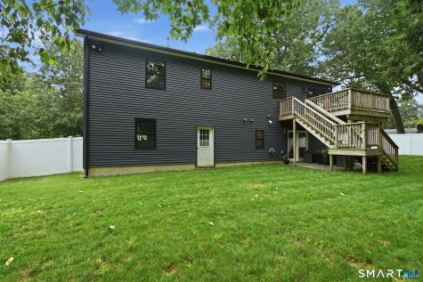 11 Booth Road Enfield CT 06082