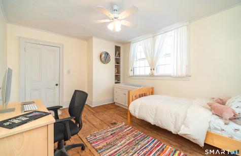 185 Broadway Street Norwich CT 06360