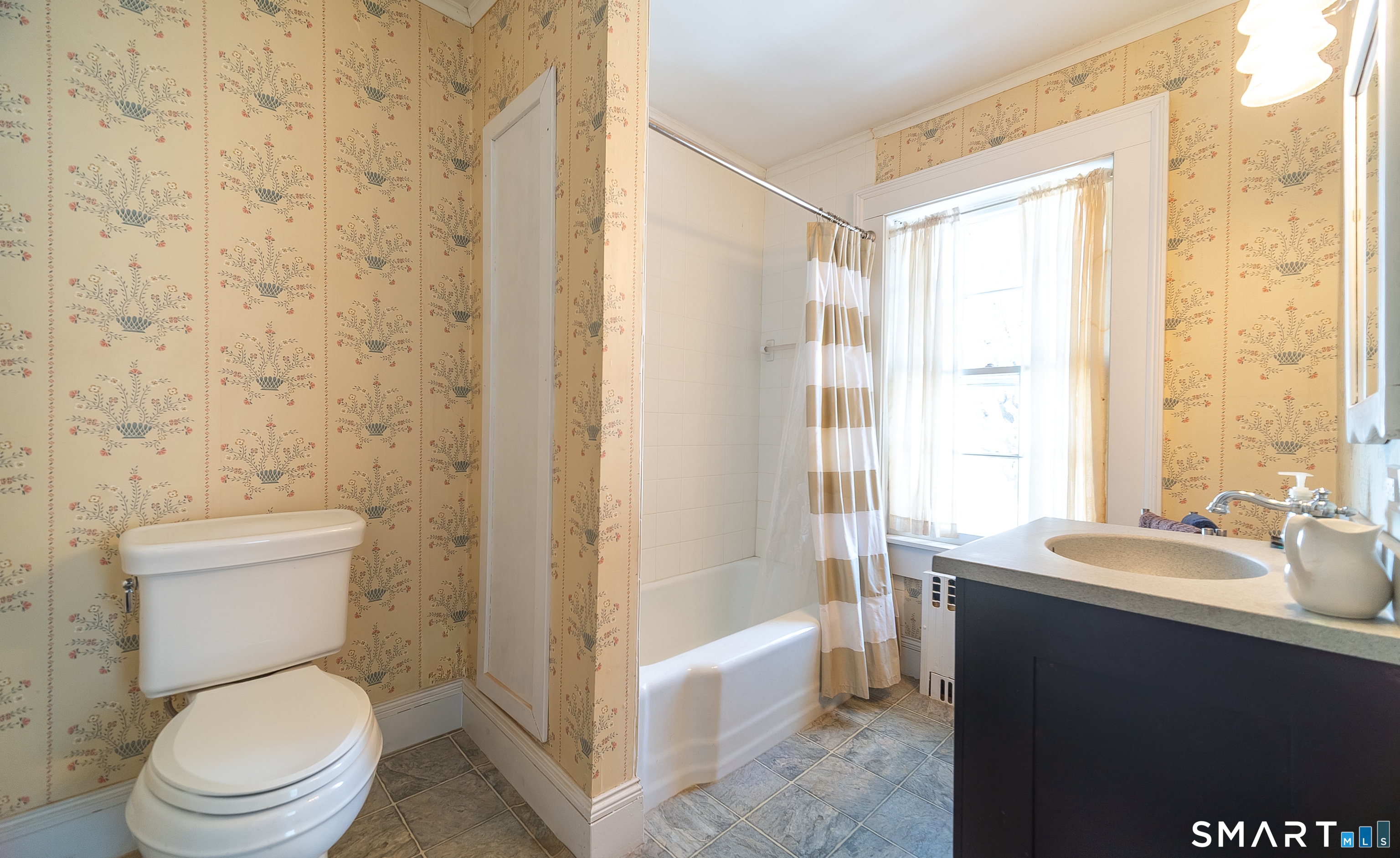 185 Broadway Street Norwich CT 06360