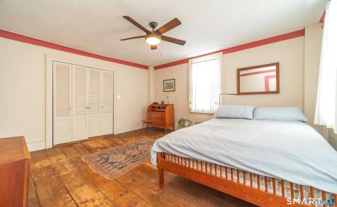 185 Broadway Street Norwich CT 06360