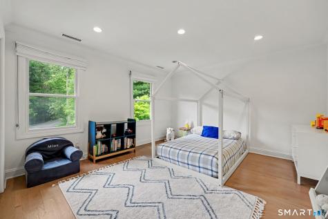 10 Side Hill Road Westport CT 06880