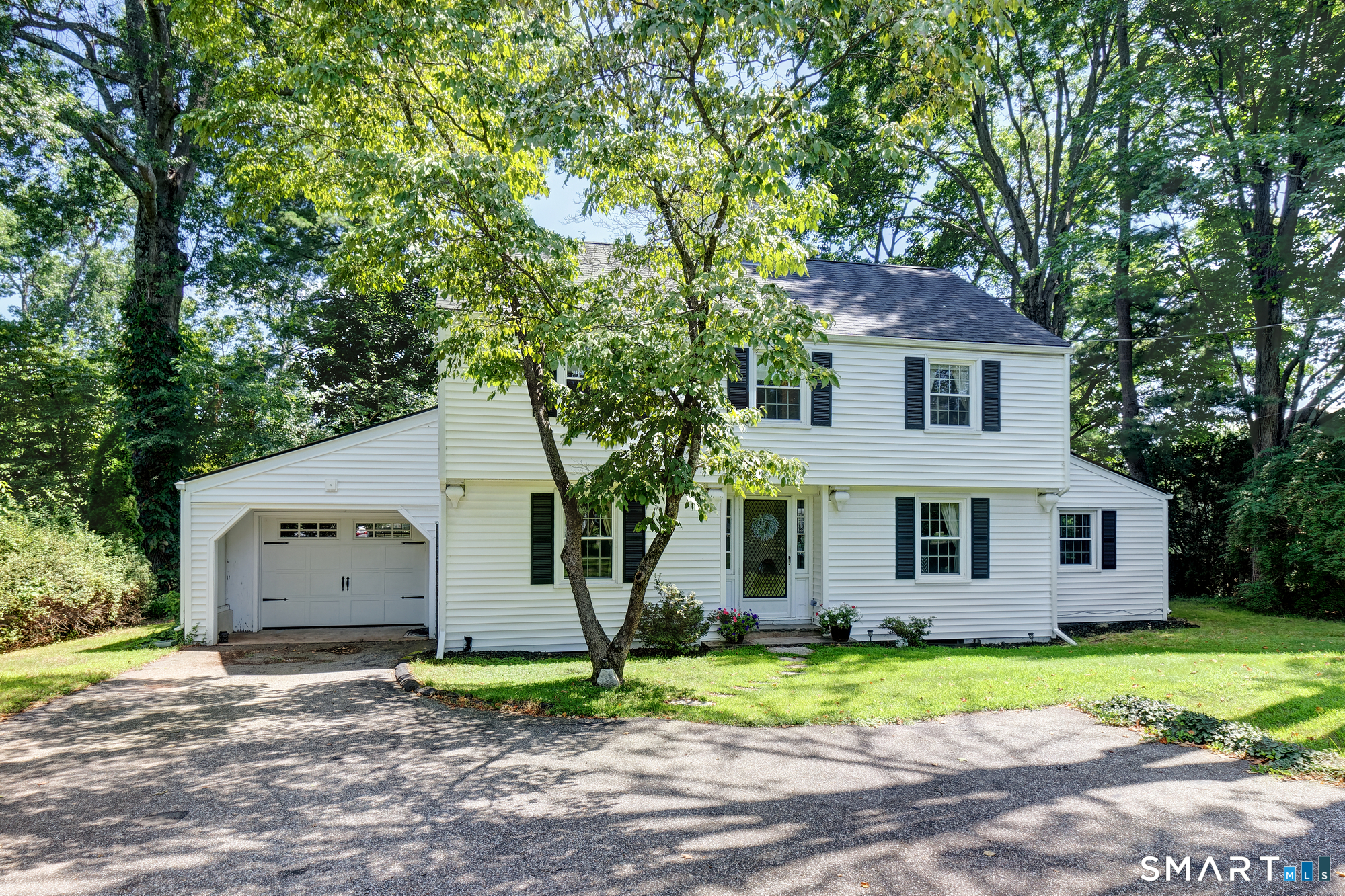 236 Ridgewood Road West Hartford CT 06107