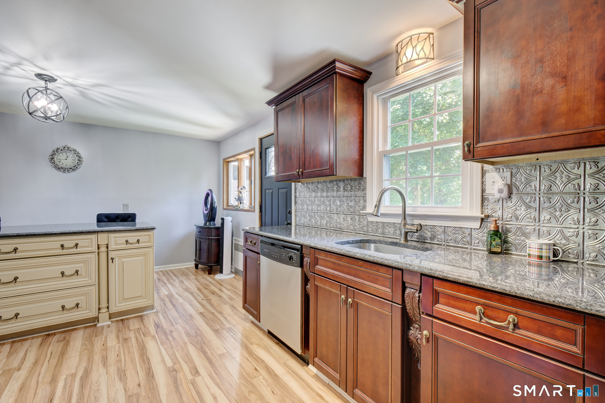 236 Ridgewood Road West Hartford CT 06107