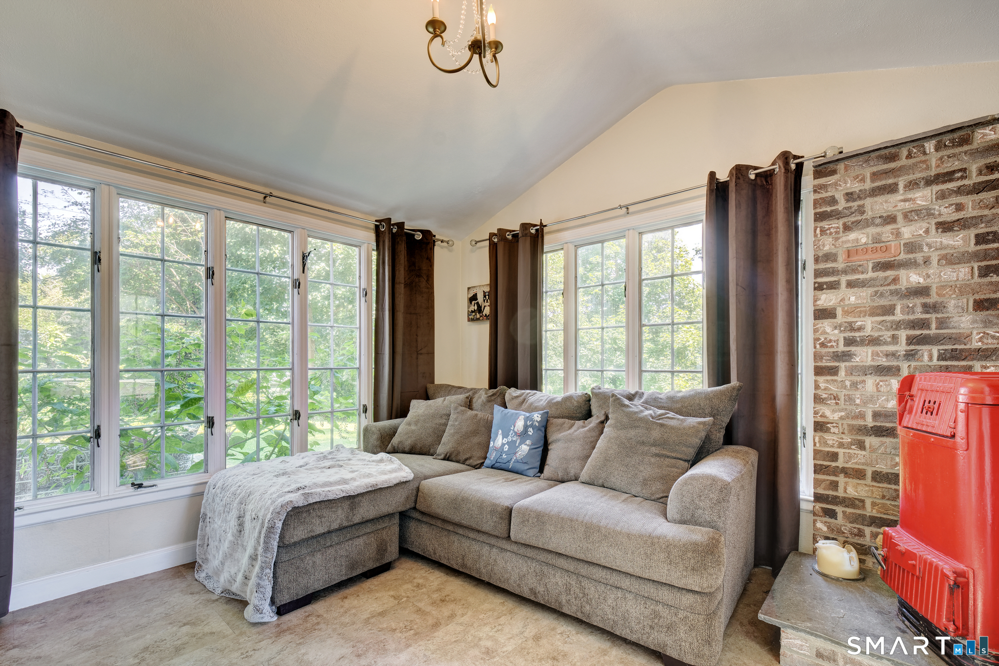 236 Ridgewood Road West Hartford CT 06107