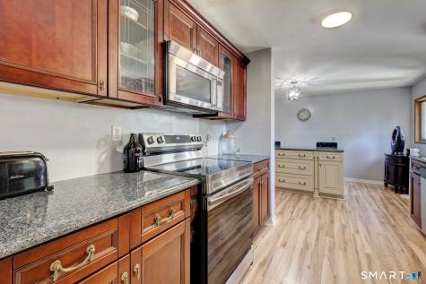 236 Ridgewood Road West Hartford CT 06107