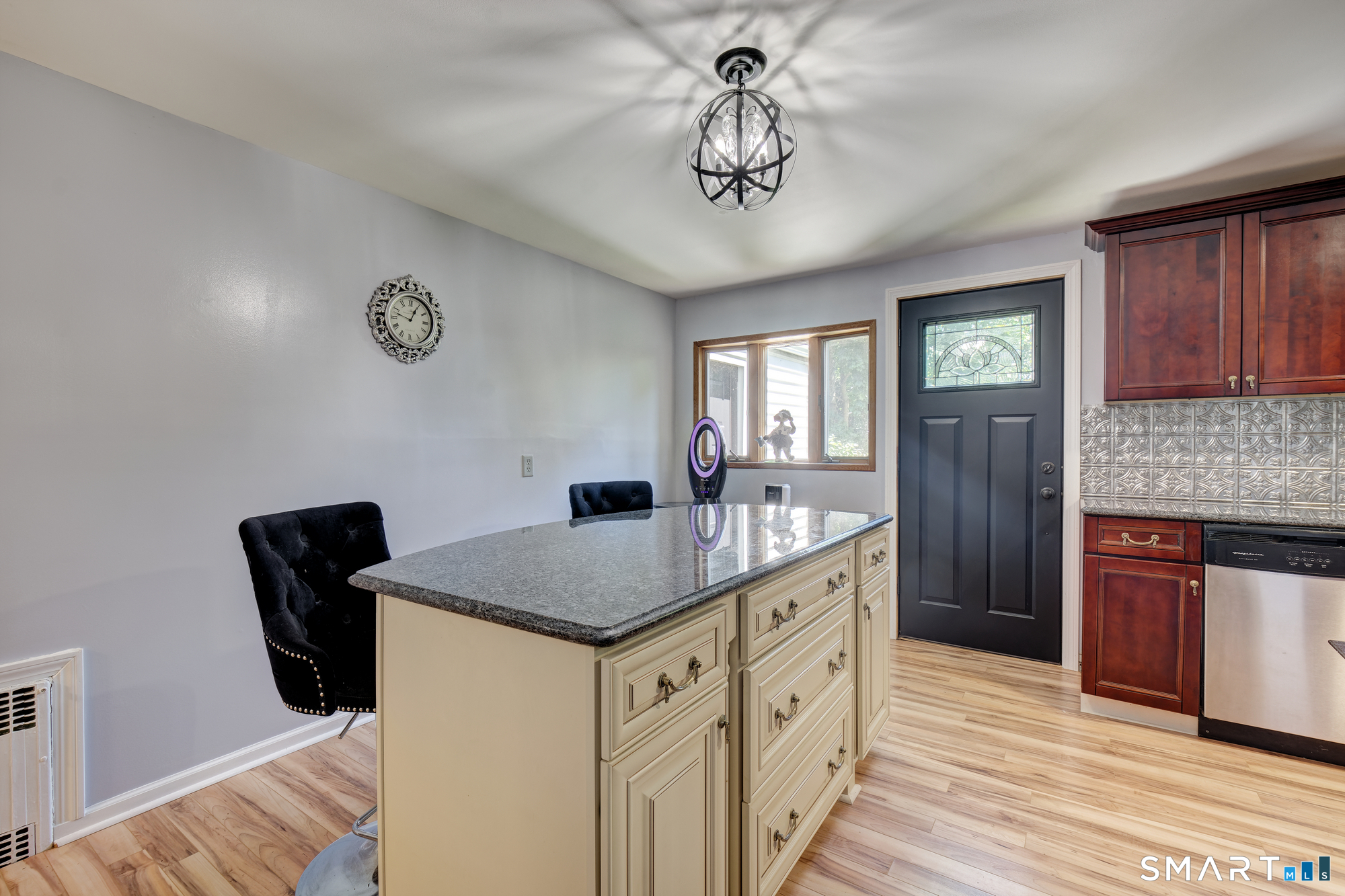 236 Ridgewood Road West Hartford CT 06107