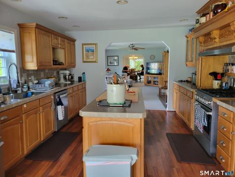28 Cliff Road Ledyard CT 06339