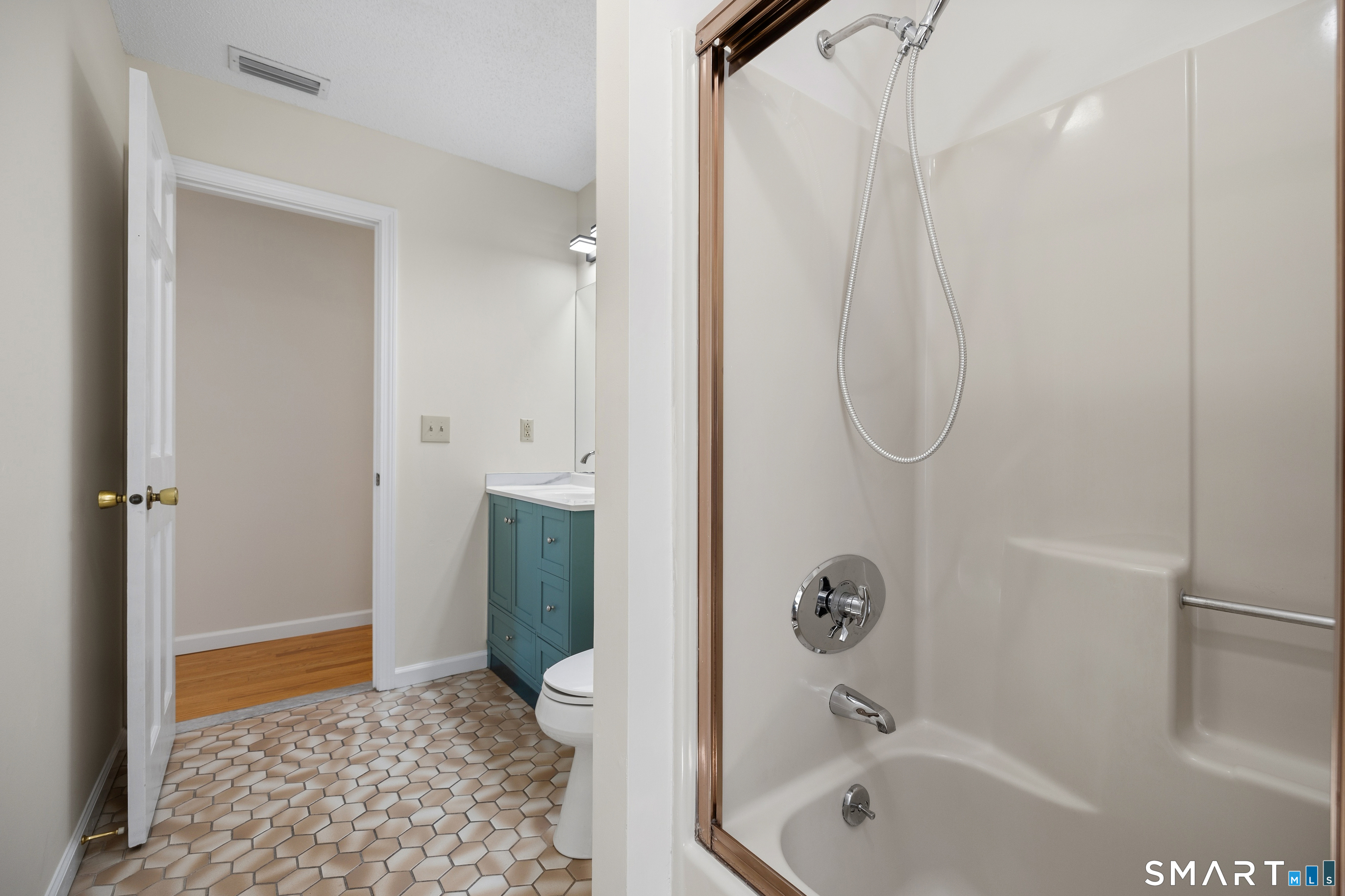 11 Goodrich Drive Wethersfield CT 06109
