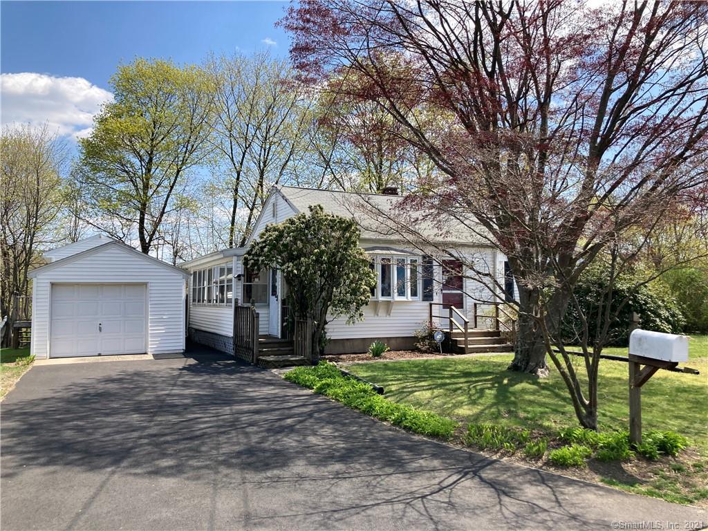 4 Beechwood Terrace Ansonia CT 06401