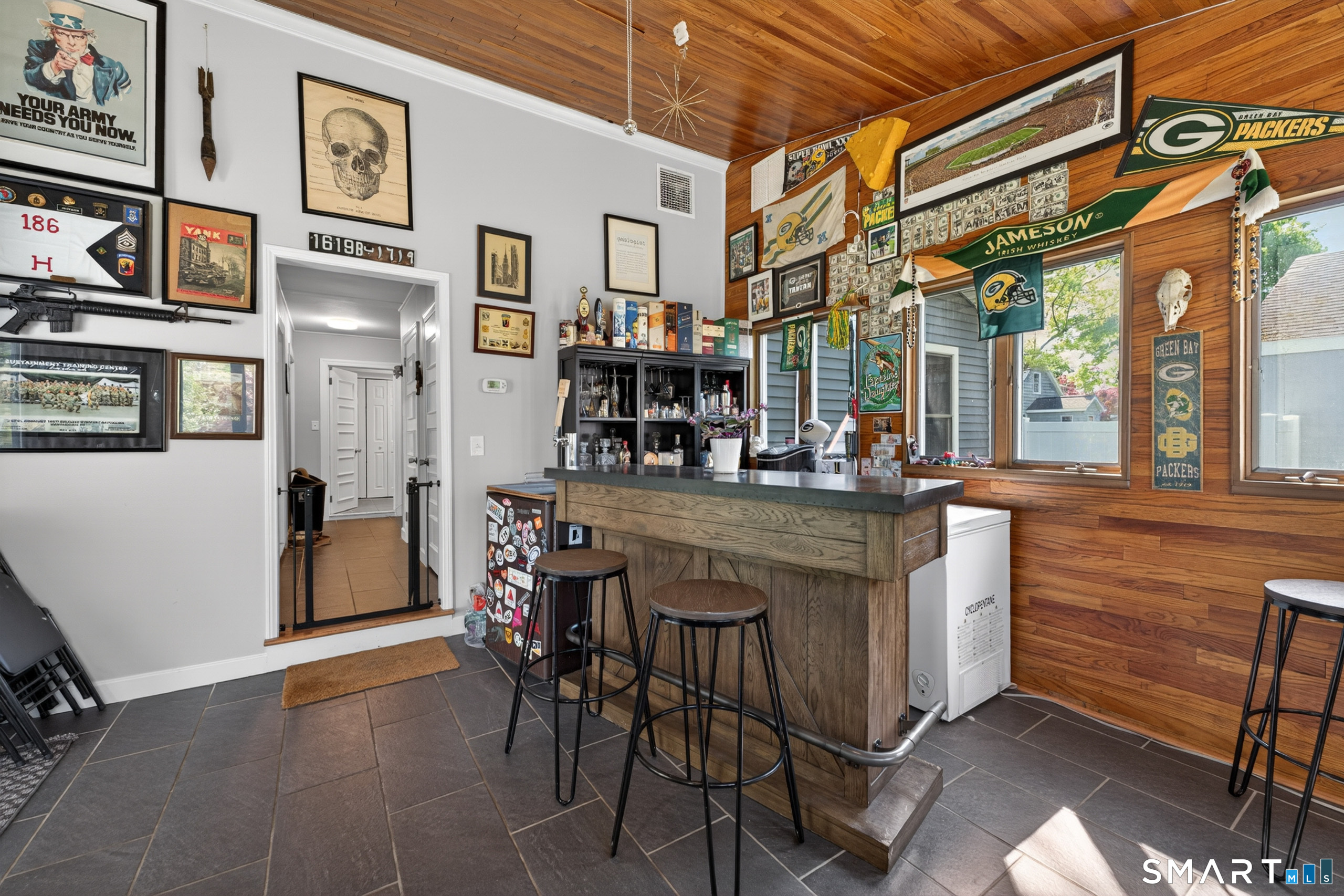 745 Montauk Avenue New London CT 06320