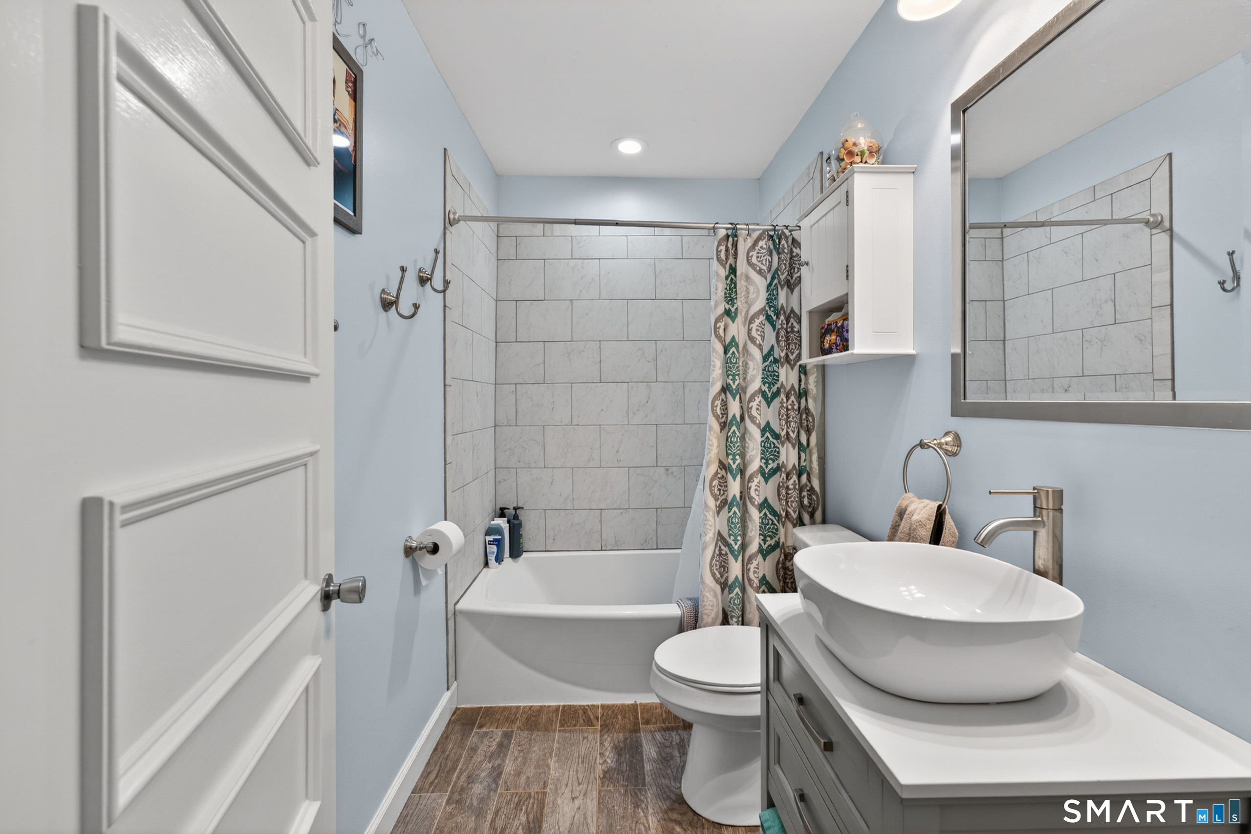 745 Montauk Avenue New London CT 06320