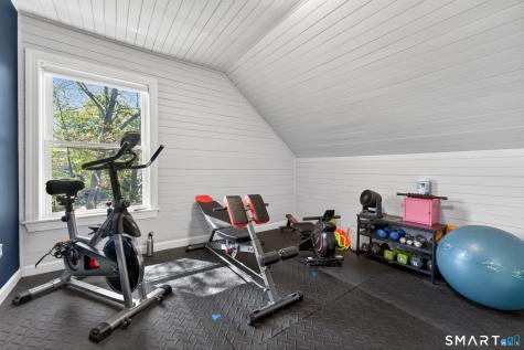 745 Montauk Avenue New London CT 06320