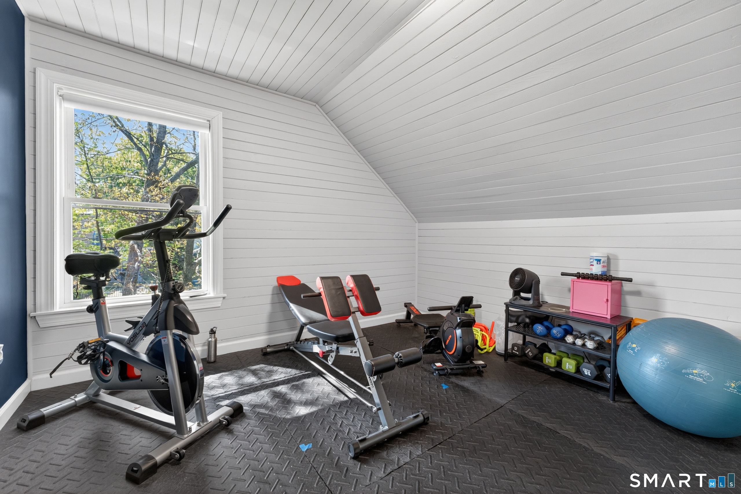 745 Montauk Avenue New London CT 06320