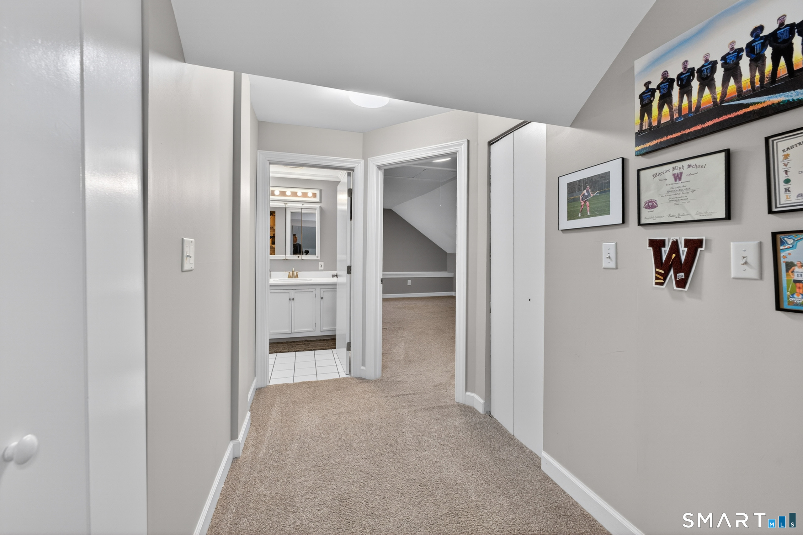 745 Montauk Avenue New London CT 06320