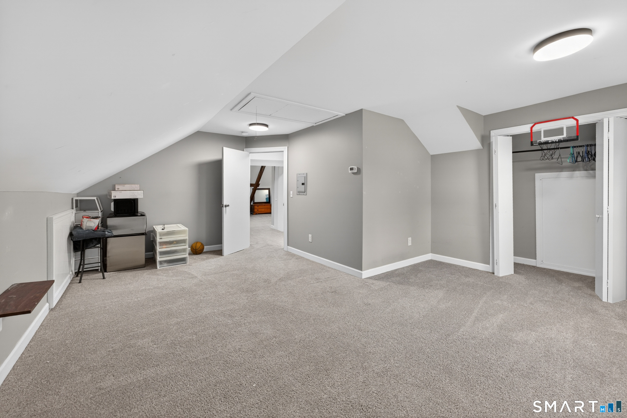 745 Montauk Avenue New London CT 06320