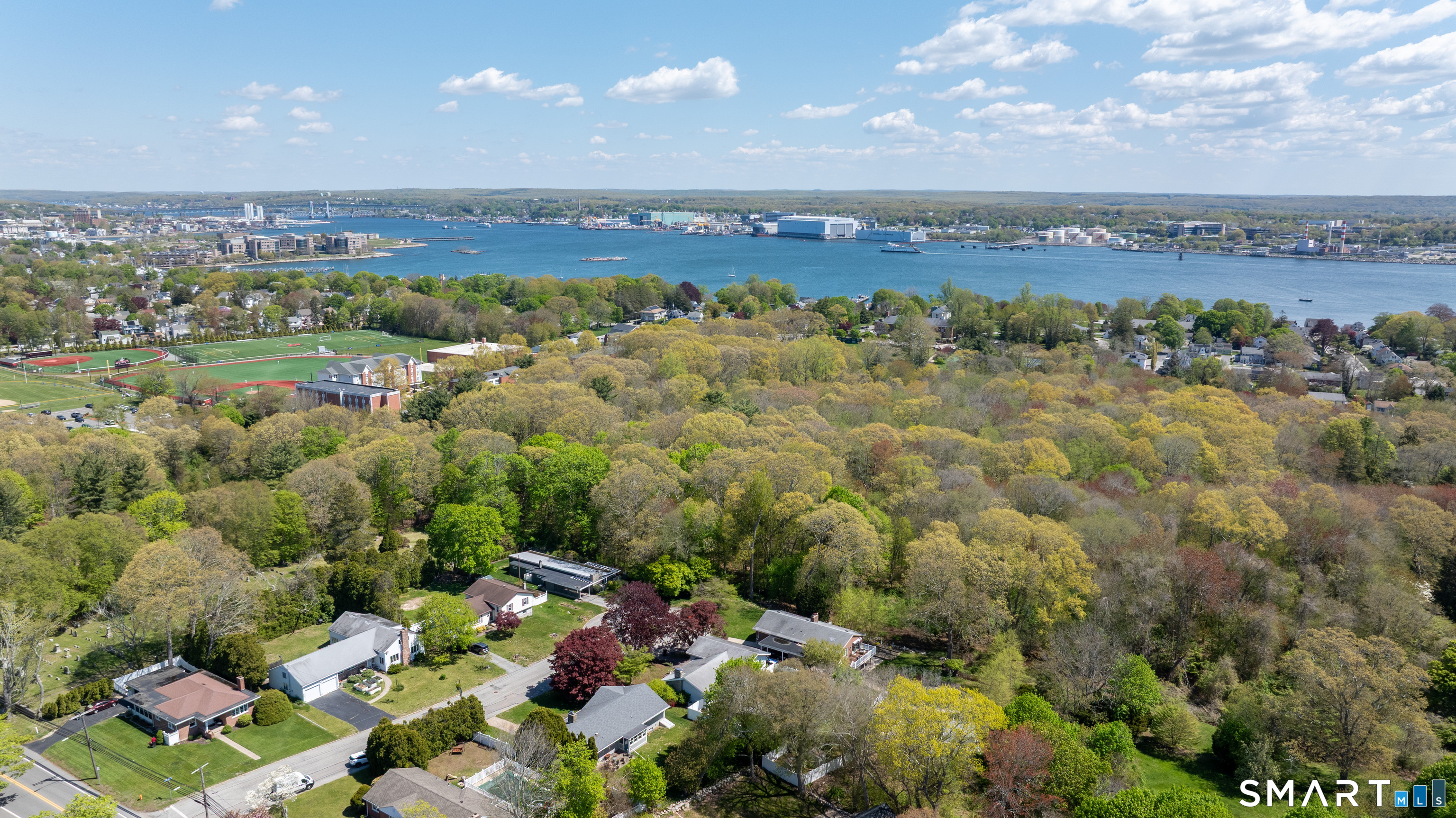745 Montauk Avenue New London CT 06320