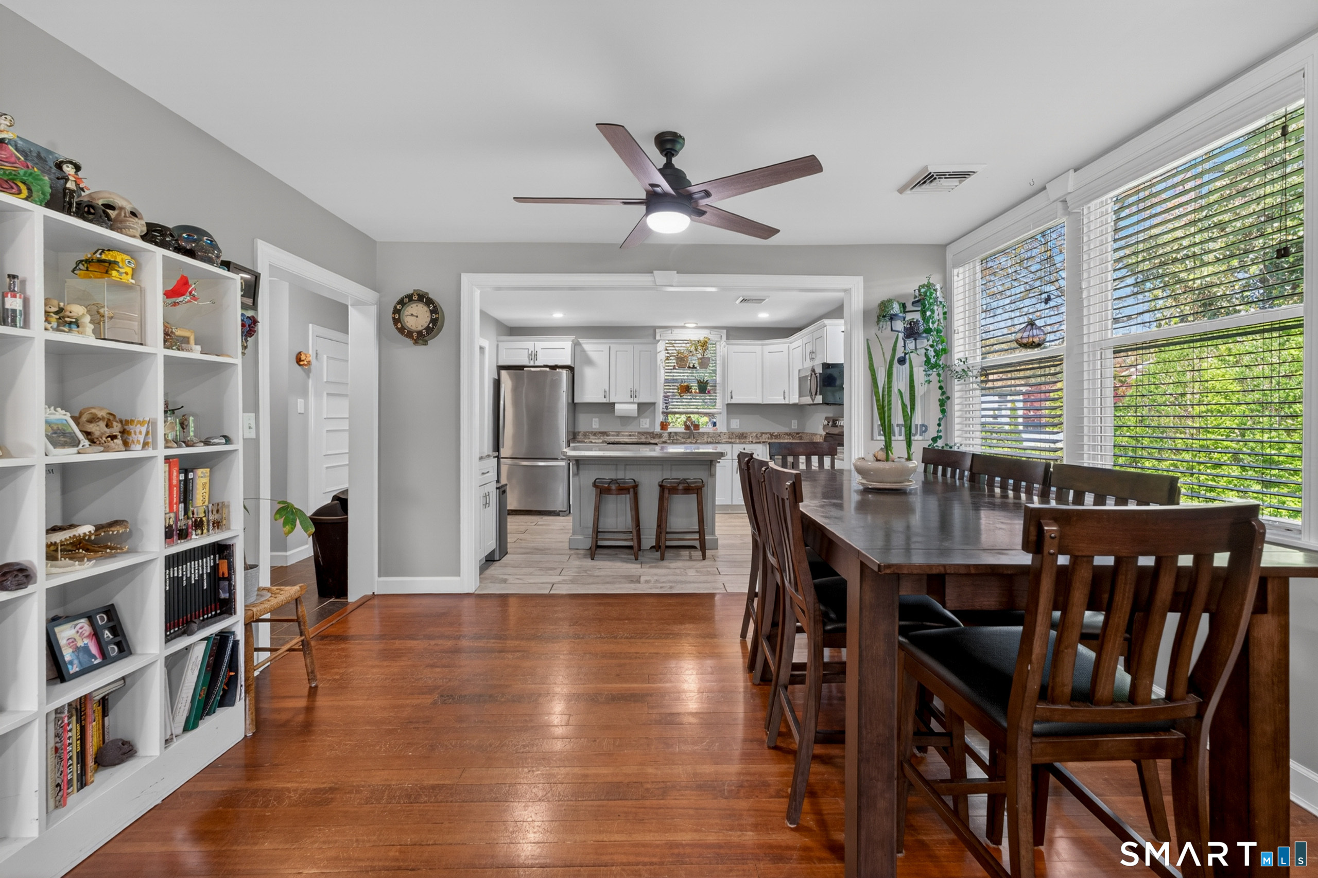 745 Montauk Avenue New London CT 06320
