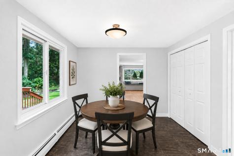 21 Musket Trail Simsbury CT 06070