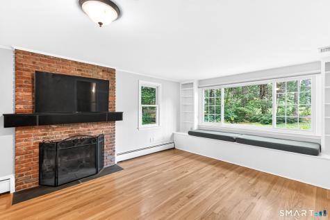 21 Musket Trail Simsbury CT 06070