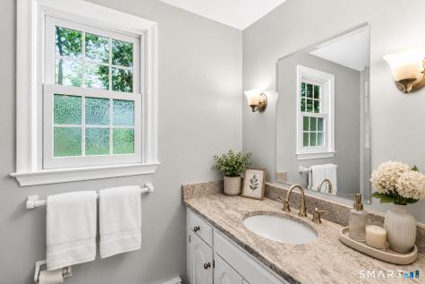21 Musket Trail Simsbury CT 06070
