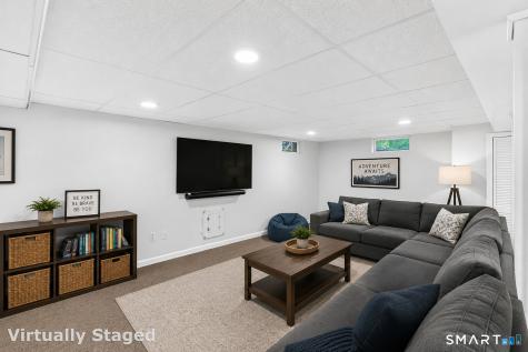 21 Musket Trail Simsbury CT 06070