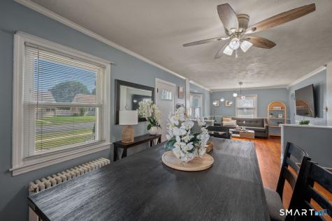 72 Linnmore Drive Manchester CT 06040