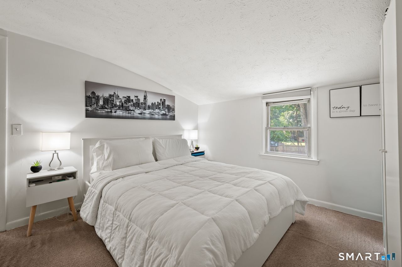 72 Linnmore Drive Manchester CT 06040