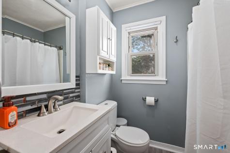 72 Linnmore Drive Manchester CT 06040