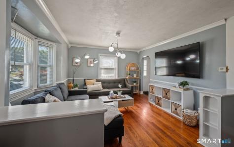 72 Linnmore Drive Manchester CT 06040