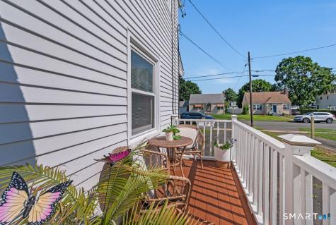 72 Linnmore Drive Manchester CT 06040