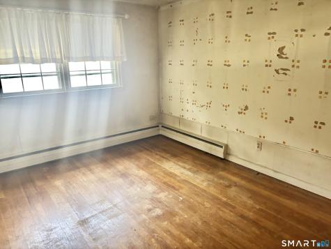 49 Clayton Road East Hartford CT 06118