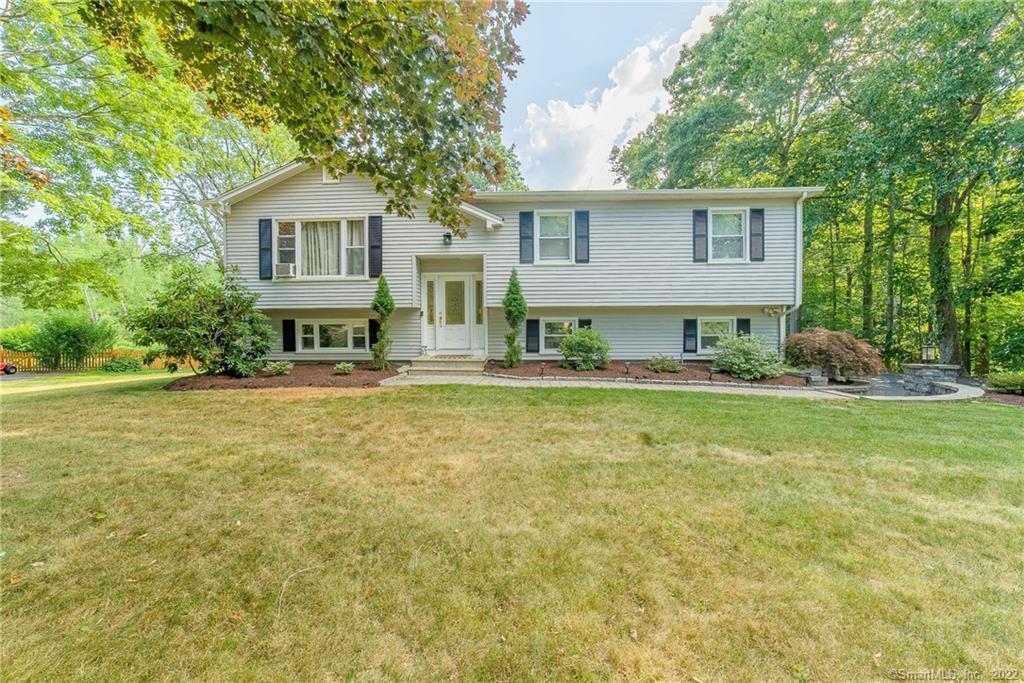 28 Pond Crest Road Danbury CT 06811