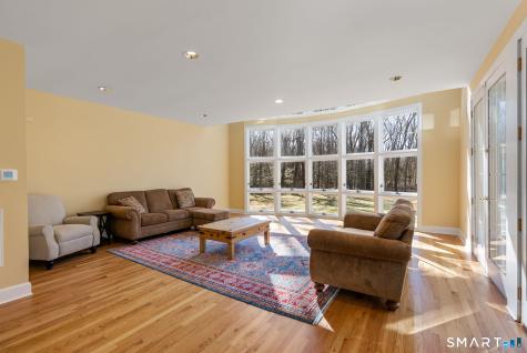 11 Highview Drive Woodbridge CT 06525