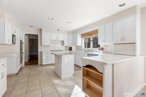 11 Highview Drive Woodbridge CT 06525