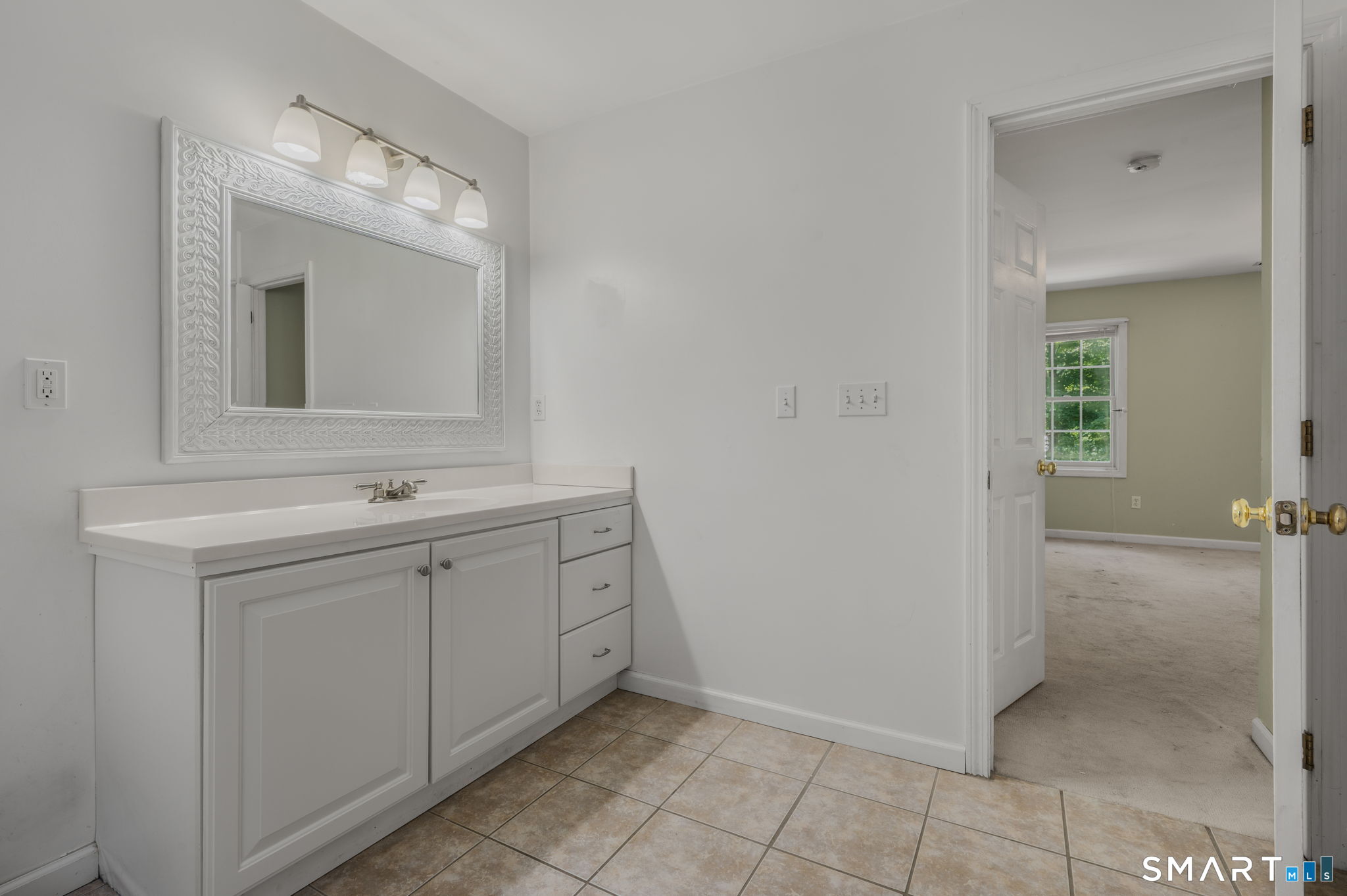 4 Sanfords Bridge East Haddam CT 06423