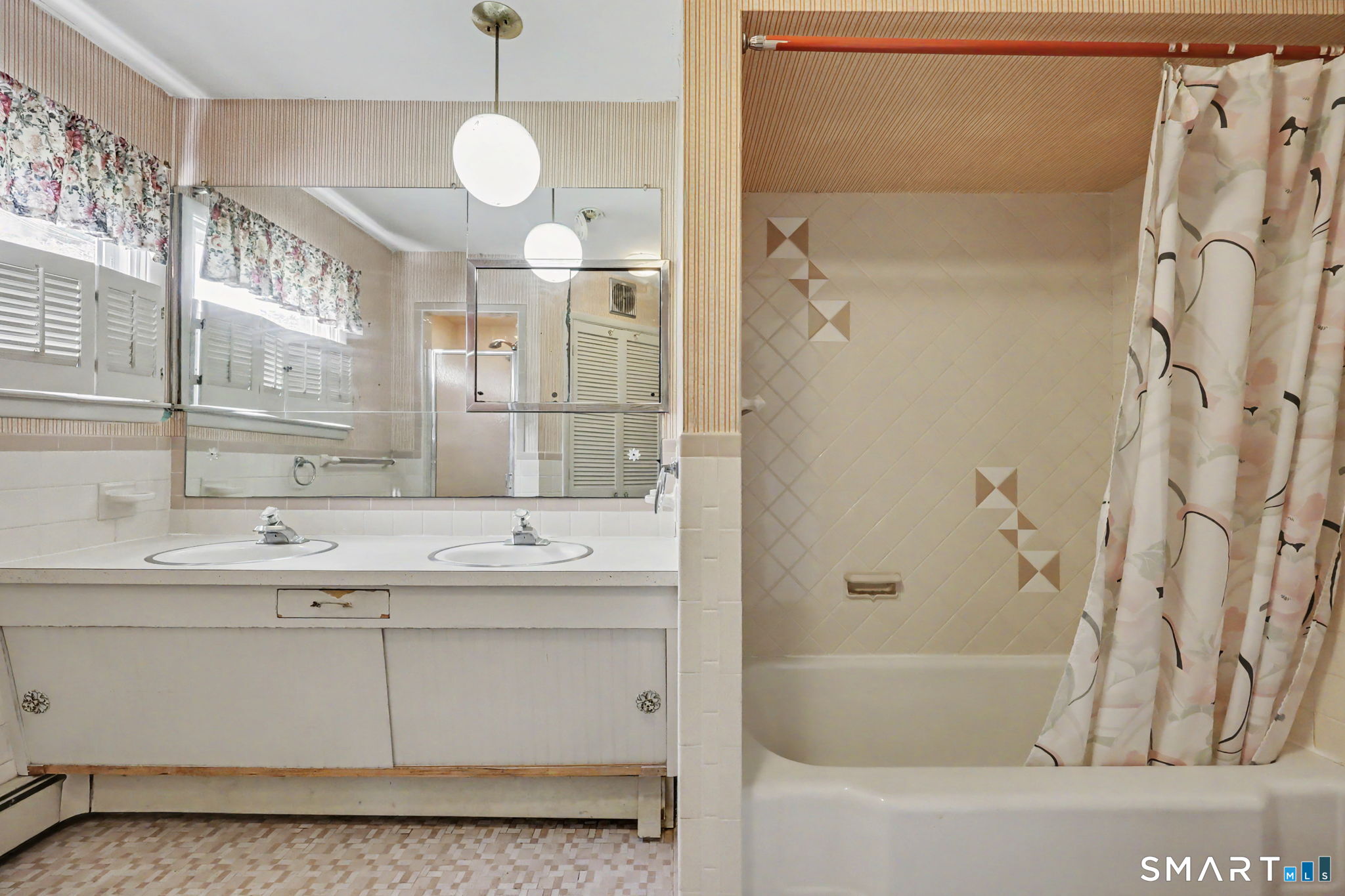 4 Johns Road Brookfield CT 06804