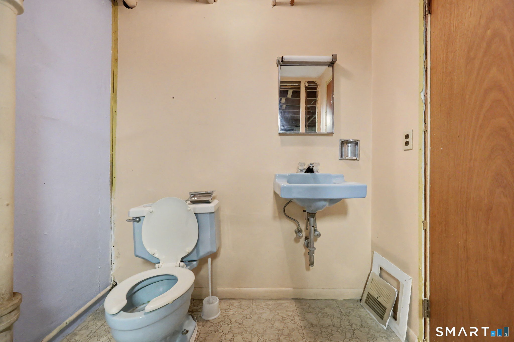 4 Johns Road Brookfield CT 06804