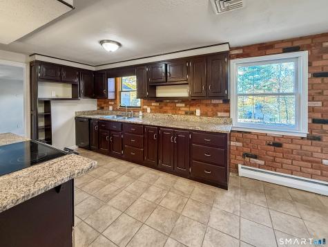 154 Newgate Road East Granby CT 06026