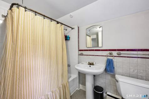 26 Florence Street Newington CT 06111